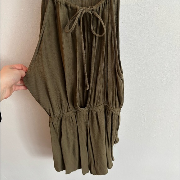 H&M Divided Olive Green Spaghetti Strap Romper - Picture 2 of 4